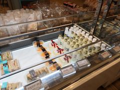 面包甜点陈列柜-85度C(广州石牌桥店)