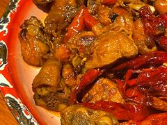 辣子鸡-柴窝堡22号辣子鸡·传承新疆菜