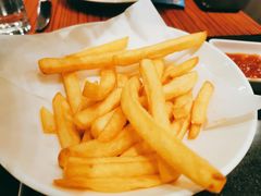 香脆薯条-WOLFGANG PUCK KITCHEN & BAR(迪士尼小镇店)