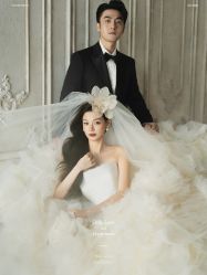 -雪中彩影婚纱摄影·微光艺术中心