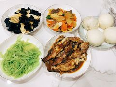 -乐禧母婴全自营月嫂(宝山店)