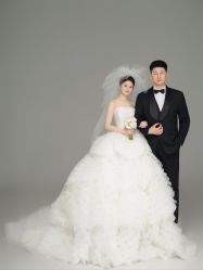 -Mu慕婚纱摄影·超级工作室
