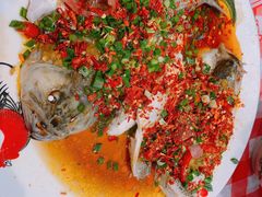 三椒蒸鲈鱼-荆九爷爆炒桥头三嫩(夫子庙店)