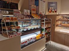 面包甜点陈列柜-山崎面包(苏州中心店)