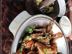 -小城故事餐饮服务有限公司