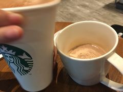 -星巴克(重庆火车北站北广场II店)