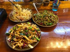 -苗湘食府(十年店)