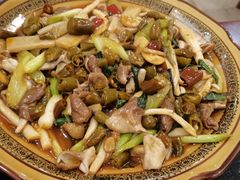 -老来福·非遗酸汤兔(凯旋路店)