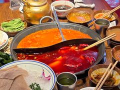 -萍姐火锅·公路夜市(武汉首店)