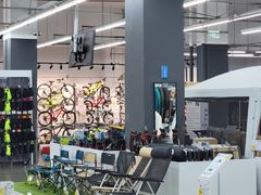 -迪卡侬(西华店)