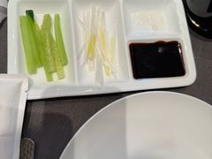 -凤凰园烤鸭店·唐山菜·传承花椒肉(老唐丰路店)