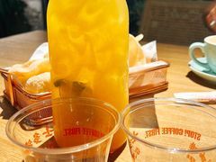 地中海柠香杏桃汁-GOTLOT COFFEE&KITCHEN角落厨房NOOK店