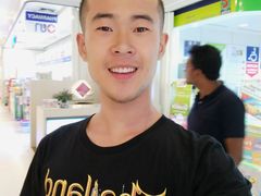 -西蒙人妖秀