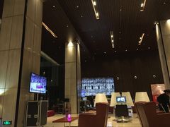 大堂吧-广州花都皇冠假日酒店