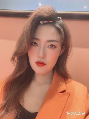 北京探店 | 证件照，选海马体还是很的