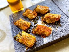 菠菜巴馬臣芝士酥皮卷-岚·石(赤柱店)