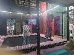 -欧酷世界动力星球(王府井奥莱UP TOWN店)