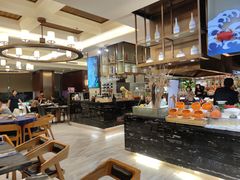 -东方红海鲜百汇(国际大厦店)