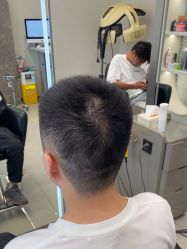 -摩登时代美发沙龙