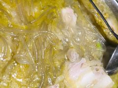 白菜豆腐五花肉锅-小俩口烧烤东北菜(双井店)