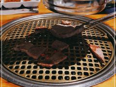 -唯成•韩国炭火烤肉 유성고기