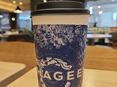 -霸王茶姬(上海静安大悦城店)