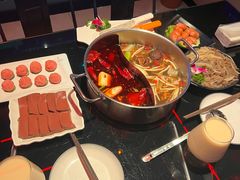 -唯爱KTV聚会餐厅(仙林东城汇店)