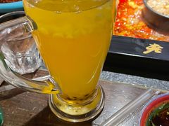 -老牌坊云南鱼豆花火锅(哈西万达店)