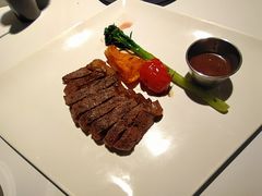 安格斯牛西冷牛排-乐意坊Alla Torre意大利手工披萨(陆家嘴旗舰店)