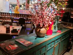 大堂-青年公社烤鸭(熙悦天街店)