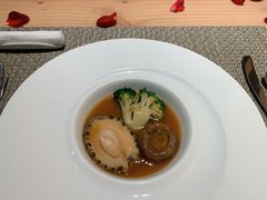 甄品鲍鱼会花菇-香樟花园法式铁板烧(恒隆广场店)