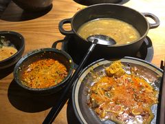 -呷哺呷哺 黄金牧场 (新中关购物中心店)