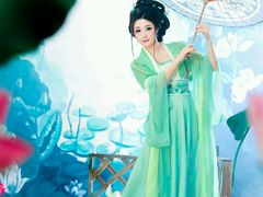 -九月鹰飞汉服摄影工作室