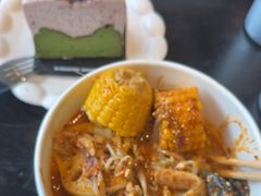 -W COLLECTIVE  DESSERT SHOP
