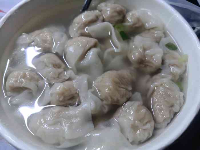 妙香扁食(溪岸路店)-"这家让人不太满意 咸饭上来都不先用剪刀撕.