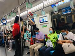-陆家浜路(地铁站)