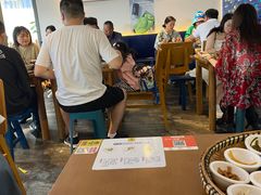 -包整·丝娃娃(一览甲秀楼风景店)