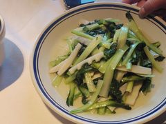 -八府香鸭·啫啫煲(华山路店)