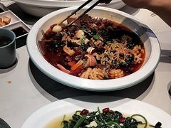 -老周家酱卤猪蹄私房菜(克拉玛依西街店)