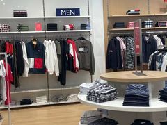 -首创奥特莱斯(西安店)