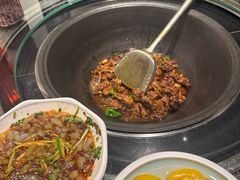 -挂旗柴锅鸡(蚌山区嘉年华店)