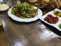 -萨宁音登锡伯风味餐厅(一楼店)
