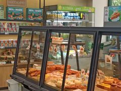 面包甜点陈列柜-KenGee仟吉(芜湖路店)