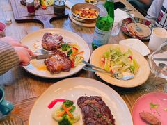 -SISTERS BAR RESTAURANT川意酒馆(嘉善老市H楼店)
