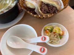 -闫家驴肉老店(华电一校店)