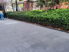 -艺海剧院-停车场