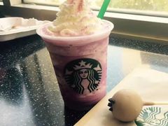 季节限定星冰乐-星巴克臻选(成都宽窄巷子店)