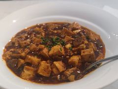 雪花牛肉粒烧麻婆豆腐-月福京味斋·烤鸭店·北京菜(鼓楼总店)