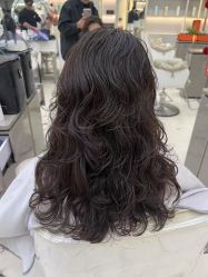 -十六番发型师事务所