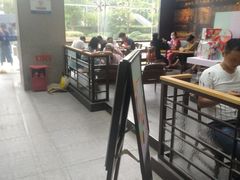 大堂-星巴克(浙江省人民医院店)
